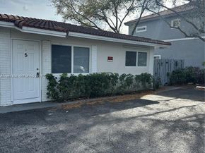 8704 NW 38th Drive, Coral Springs FL 33065