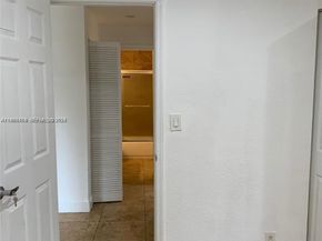 8704 NW 38th Drive, Coral Springs FL 33065