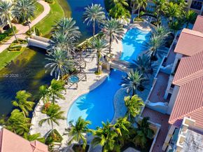 16135 Emerald Estates Dr 162 162, Weston FL 33331