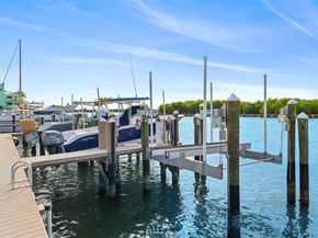 350 Desoto Street, Hollywood FL 33019