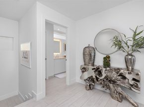 350 Desoto Street, Hollywood FL 33019
