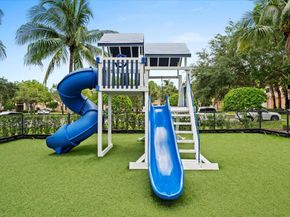 2804 Sarento Place 303, Palm Beach Gardens FL 33410