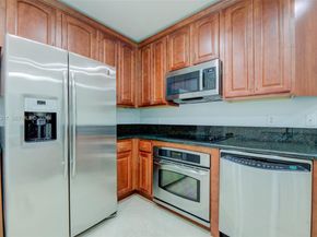 16101 Emerald Estates Dr 250 250, Weston FL 33331