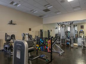 16101 Emerald Estates Dr 250 250, Weston FL 33331