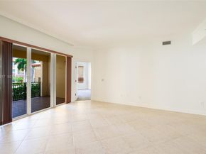 16101 Emerald Estates Dr 250 250, Weston FL 33331