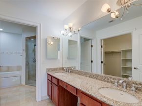 16101 Emerald Estates Dr 250 250, Weston FL 33331