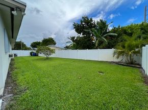 6890 NW 31st Way, Fort Lauderdale FL 33309