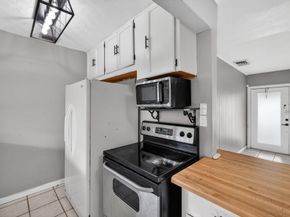 4117 NW 5th Avenue, Oakland Park FL 33309