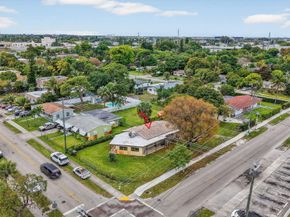 4117 NW 5th Avenue, Oakland Park FL 33309