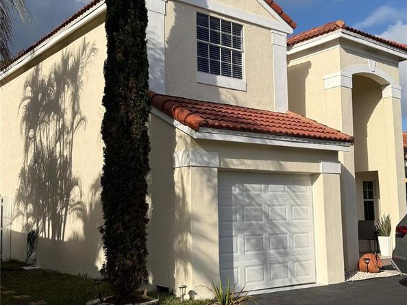 593 Bedford Avenue, Weston FL 33326