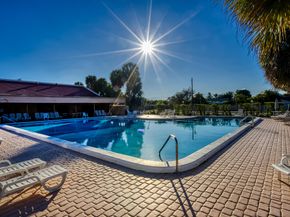 8030 Hampton Boulevard 502, North Lauderdale FL 33068