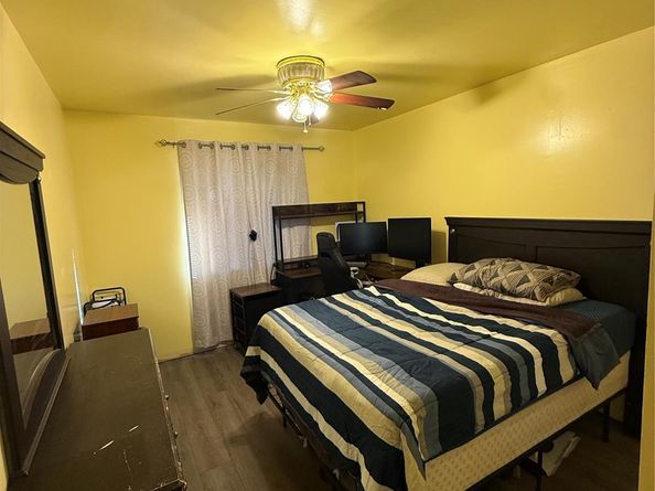 3167 NW 52nd St, Miami FL 33142