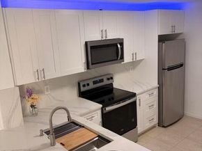 5661 Riverside Drive 203b7, Coral Springs FL 33067