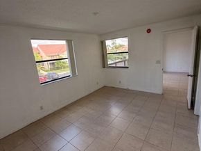 5661 Riverside Drive 203b7, Coral Springs FL 33067