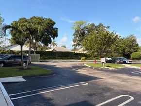 5661 Riverside Drive 203b7, Coral Springs FL 33067