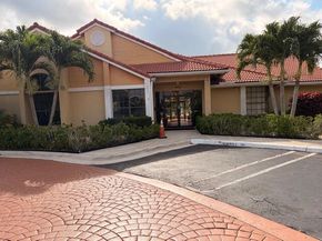 5661 Riverside Drive 203b7, Coral Springs FL 33067