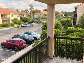 5661 Riverside Drive 203b7, Coral Springs FL 33067