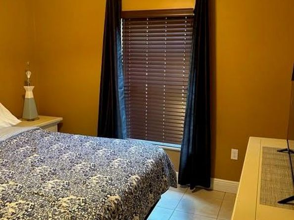 1473 NE 48th St, Pompano Beach FL 33064