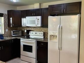 1473 NE 48th St, Pompano Beach FL 33064