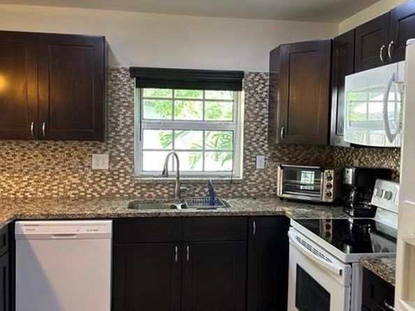1473 NE 48th St, Pompano Beach FL 33064
