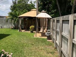 1473 NE 48th St, Pompano Beach FL 33064