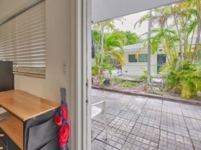 317 SE 12 Avenue 13, Pompano Beach FL 33060