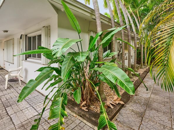 317 SE 12 Avenue 13, Pompano Beach FL 33060
