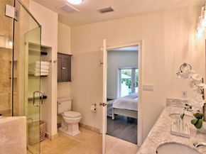 518 NE 13th Ave, Fort Lauderdale FL 33301