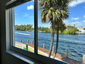 1705 N Riverside Dr 8, Pompano Beach FL 33062