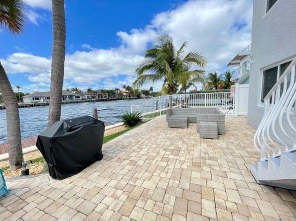 1705 N Riverside Dr 8, Pompano Beach FL 33062