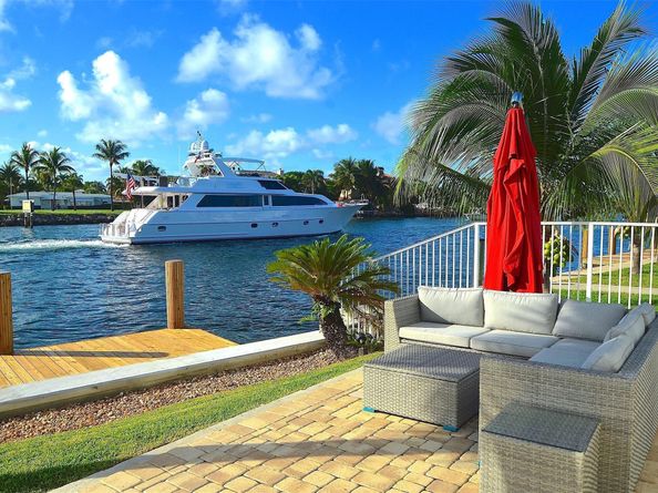 1705 N Riverside Dr 8, Pompano Beach FL 33062