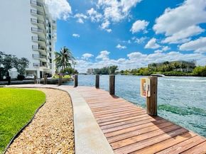 1705 N Riverside Dr 8, Pompano Beach FL 33062
