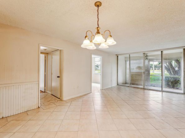 9440 Tangerine Place 102, Davie FL 33324