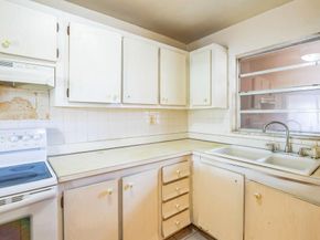 9440 Tangerine Place 102, Davie FL 33324