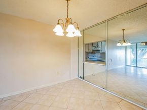 9440 Tangerine Place 102, Davie FL 33324