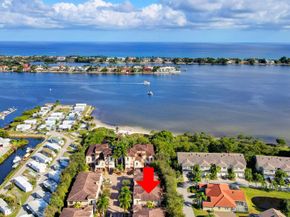 810 Via Villagio, Hypoluxo FL 33462