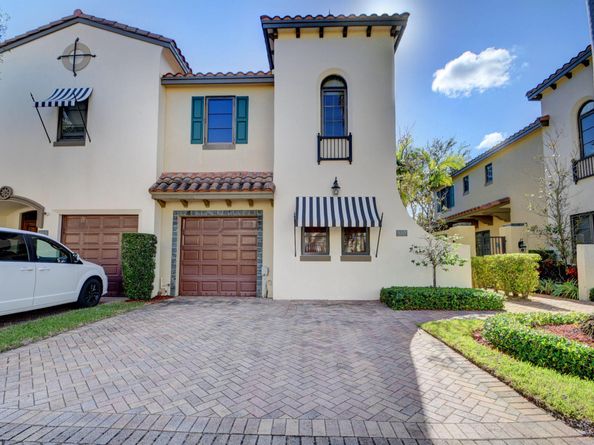 810 Via Villagio, Hypoluxo FL 33462