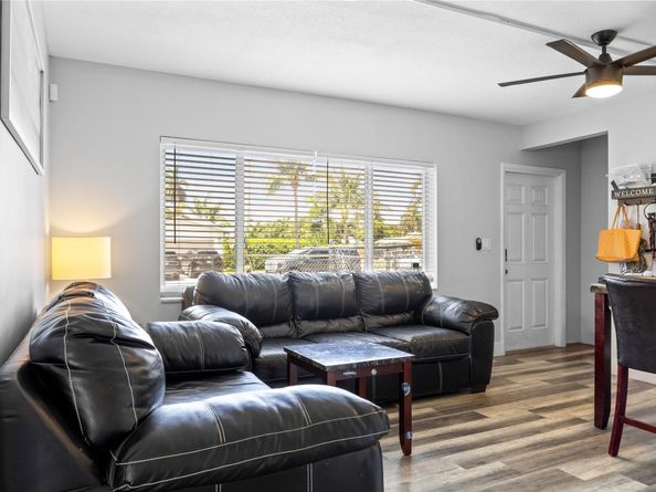 1750 NE 55th St, Fort Lauderdale FL 33334