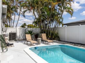1750 NE 55th St, Fort Lauderdale FL 33334