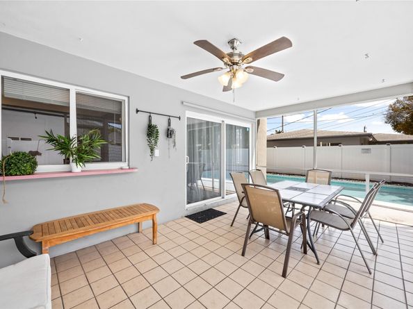 1750 NE 55th St, Fort Lauderdale FL 33334