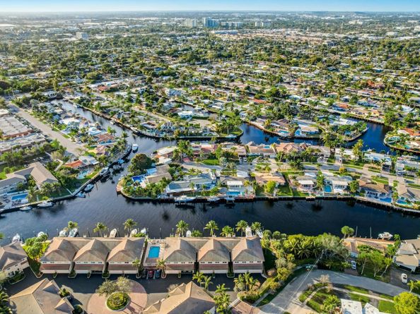 1367 SE 3rd Avenue, Pompano Beach FL 33060