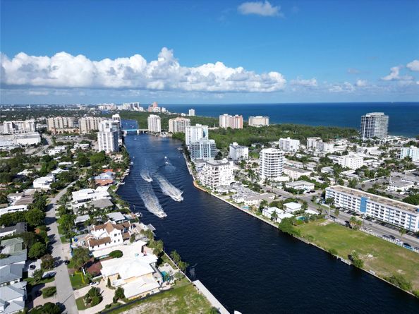 527 Orton Avenue 303 D, Fort Lauderdale FL 33304