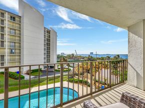 5420 N Ocean Drive Drive 304, Singer Island FL 33404