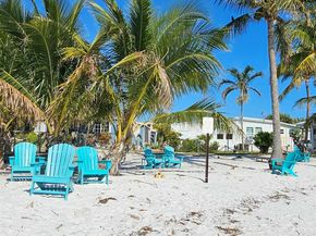 6 N Loafing Street, Hypoluxo FL 33462
