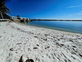 6 N Loafing Street, Hypoluxo FL 33462
