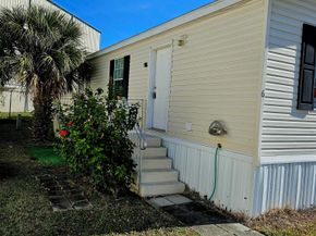 6 N Loafing Street, Hypoluxo FL 33462