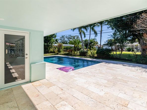 1104 SE 7th Street, Deerfield Beach FL 33441