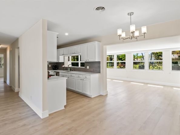 1104 SE 7th Street, Deerfield Beach FL 33441