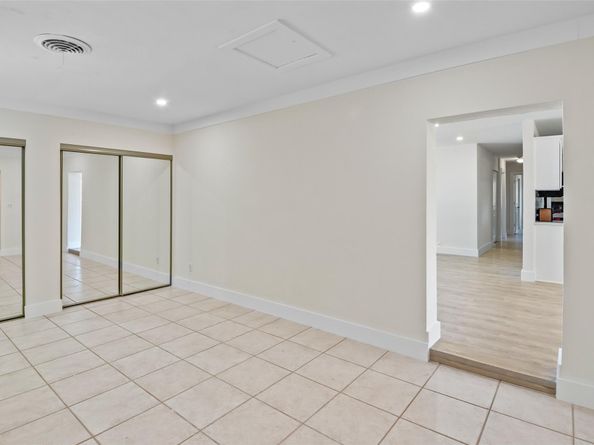 1104 SE 7th Street, Deerfield Beach FL 33441