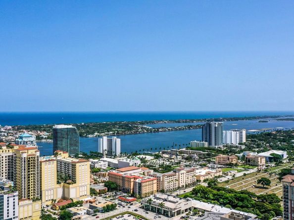 720 S Sapodilla Avenue 301, West Palm Beach FL 33401